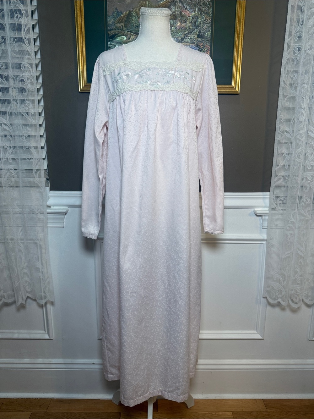 Miss Elaine Pink Floral Jacquard Lace Long Sleeve Nightgown L